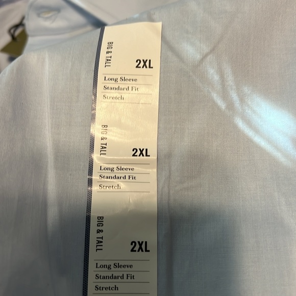 Men’s button up blue dress shirt. - Picture 5 of 5